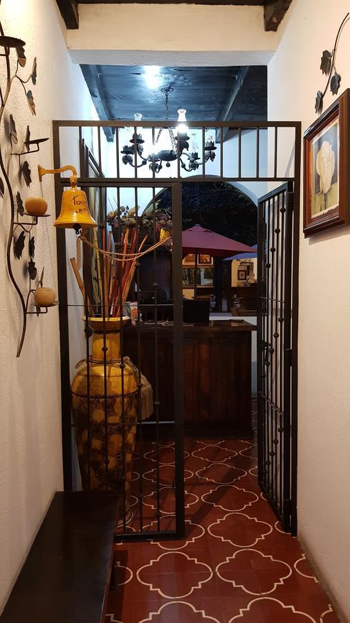 Hotel Posada Del Rosario Antigua Buitenkant foto