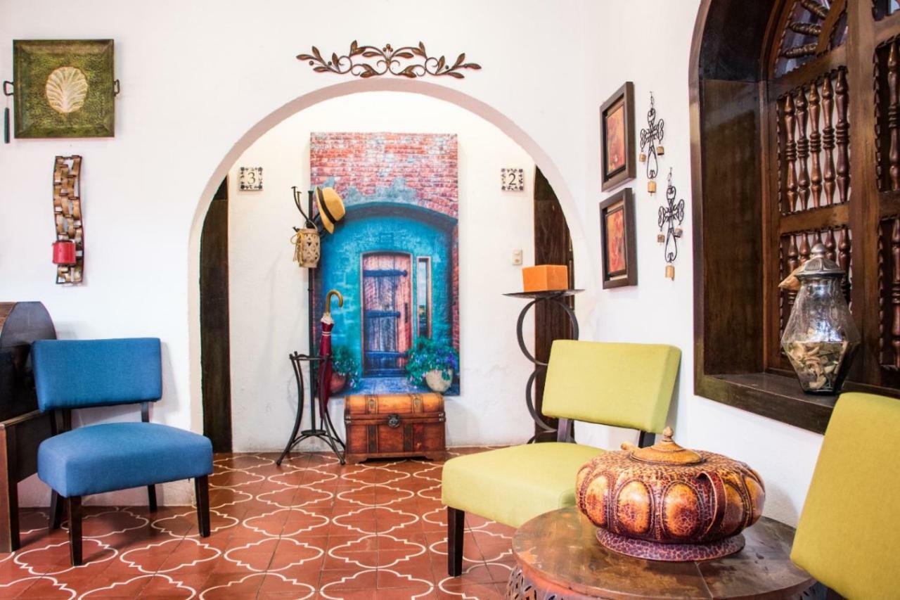 Hotel Posada Del Rosario Antigua Buitenkant foto